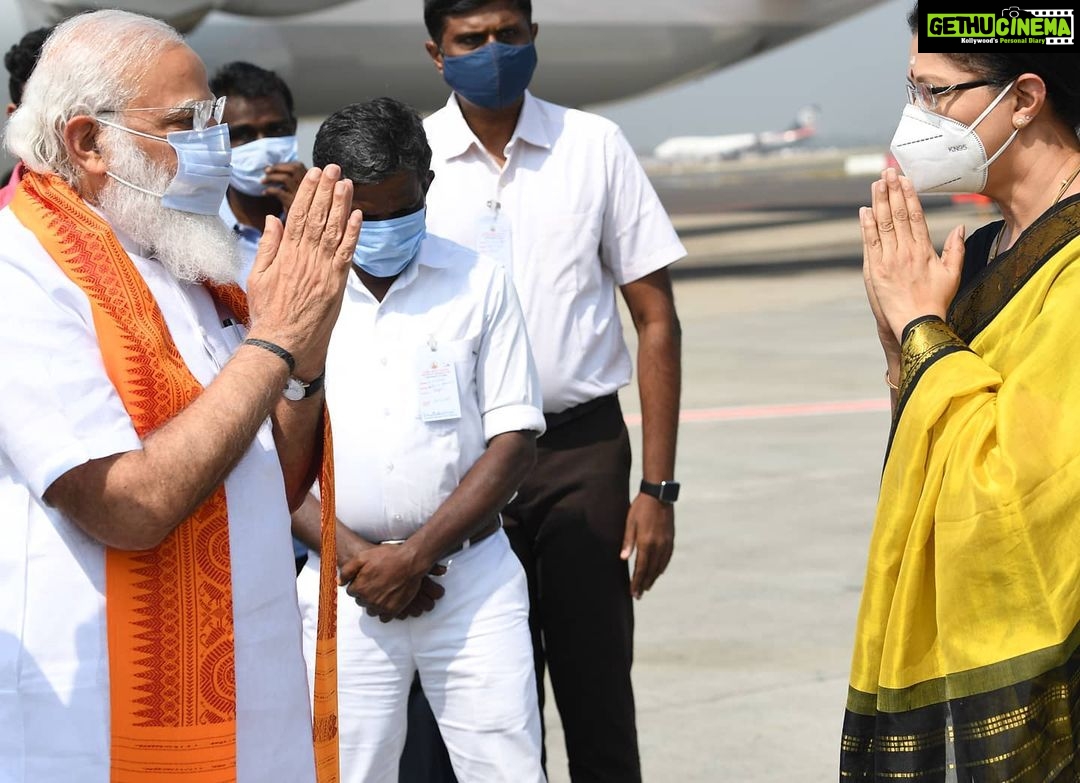 Gautami Instagram - honored to meet our PM.. Chennai, India