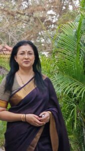 Gautami Instagram - Cotton sarees for this ☀️.

Keep #hydrate #wearcotton #stayindoors