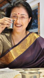 Gautami Instagram - Coffee...or...tea...

Which team are you on?

#coffeelife #coffeetime  #tealover #teatime