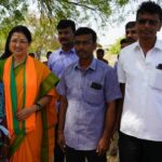 Gautami Instagram - இன்று அரவக்குறிச்சி சட்டமன்றத் தொகுதியில் திரு கே அண்ணாமலை ஐபிஎஸ் அவர்களை ஆதரித்து தாமரை சின்னத்தில் வாக்களிக்கும்படி பரப்புரை செய்தேன். கட்சி வேறுபாடுகளைக் கடந்து திரு அண்ணாமலை அவர்களுக்கு மக்கள் மத்தியில், குறிப்பாக இளைஞர்கள் மத்தியில் ஆதரவும் நம்பிக்கையும் அமோகமாக உள்ளது. #aravakurichi4annamalai #kannamalaiips #வாக்களிப்போம்_தாமரைக்கே #BJP #AIADMKFOR2021 #TNElection2021 @bjp4india @bjp4tamilnadu @narendramodi @amitshahofficial @jpnaddaofficial @gkishanreddyofficial @blsanthoshofficial @ctravi @general_vksingh @ponguletisudhakarreddy @murugan_tnbjp