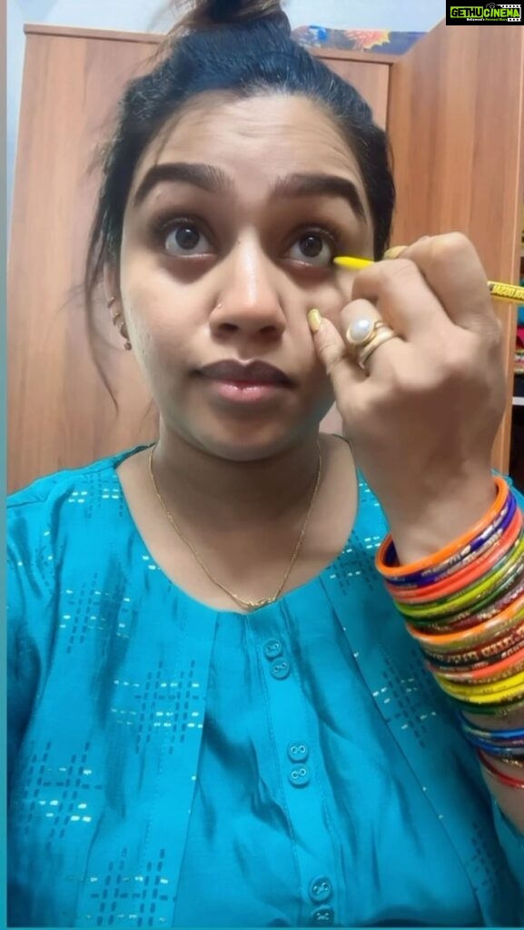 Gayathri Yuvraaj Instagram - Romba Naal aaparam Kutty Makeup 💄🤗 Lipstick shades name (Nykaa wake-up makeup) @officialjoshapp @officialjoshapp #joshmeinaaja