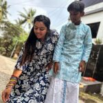 Gayathri Yuvraaj Instagram - Happiest Diwali makkale !! ❤️❤️❤️ #funwithfamily #diwali #happy