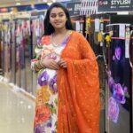 Gayathri Yuvraaj Instagram - Write Even if happiness forgets you a little bit, never completely forget about it." Wearing @instorefashions