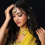 Gayatri Bhardwaj Instagram - In my संस्कारी era✨ Wearing @shlokakhialaniofficial @mintandmilkpr Styled by @letstalkfashion.official earrings @thetrinkaholic Bracelet @visista_goldanddiamonds_ Jewellery stylist @blend9studio Hair and makeup @shivani.shettyehmua Clicked by @tdf.thedreamfilmer