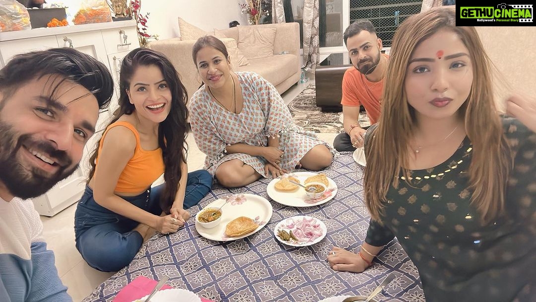 Gehana Vasisth Instagram - Ganpati Bappa Morya … #jaiganeshayanamah #jaiganesh #jaiganpatibappa #ganpatibappamorya #ganpati #jaibhagwan Mumbai, Maharashtra