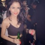 Gehana Vasisth Instagram – Saturday night at @toyroommumbai_ 
Celebrated #friendship with very old friends ..
.
.
.
#friendshipday #friendship #friends #friendshipgoals #friendshipquotes #friendsforever #happyfriendshipday #love #friendships #friendshipforever #friendshipbracelets #friendshiplove #friendshipgoal #friendshipismagic #friendshipneverends #bestfriends #friendshipbracelet #friendshipdayspecial #friendshipquote #bff #friendshipfriday #friend #instareels #gehanavasisth #party #fun #happy #bhfyp
