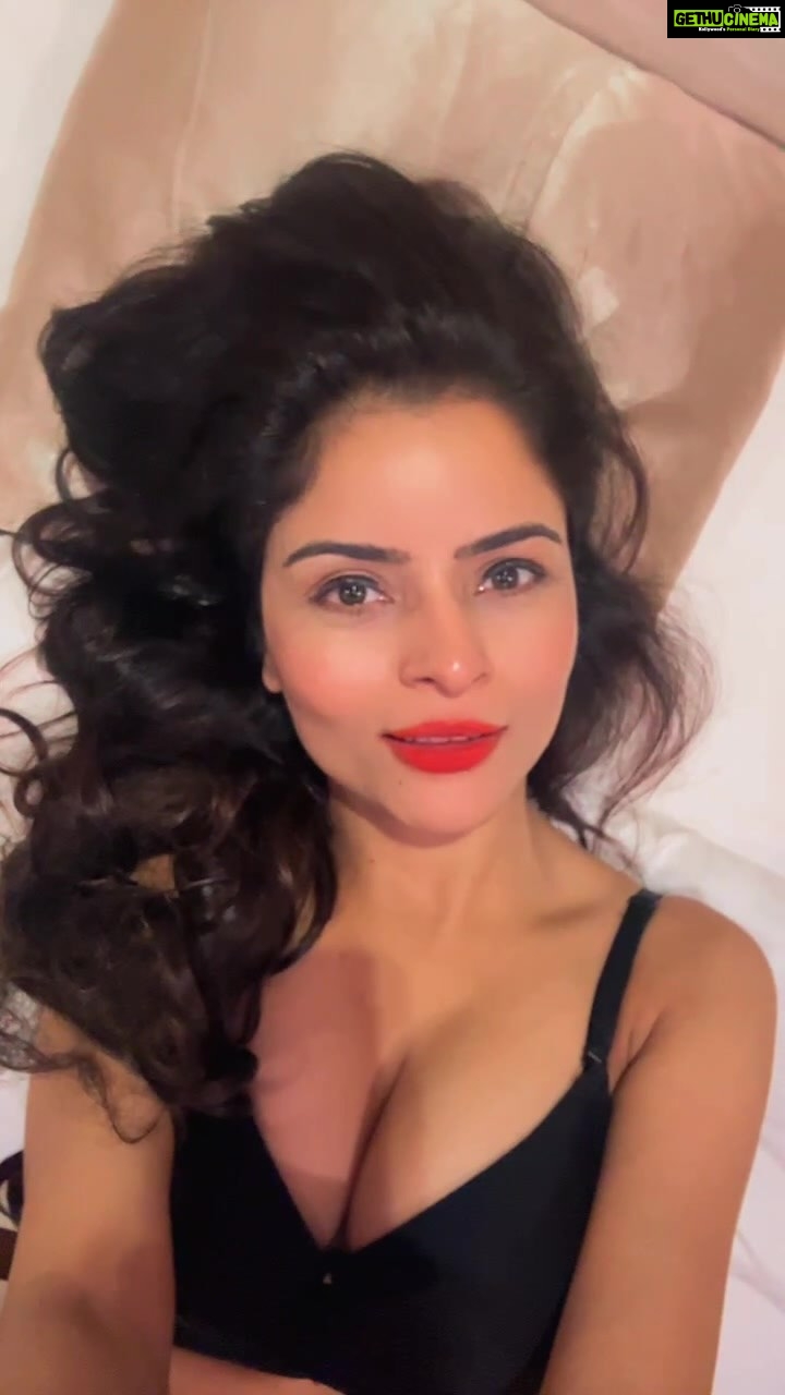 Gehana Vasisth Instagram - www.showx.app Ko subscribe kariye . . . . #trending #viral #instagram #love #explorepage #explore #instagood #fashion #follow #tiktok #like #likeforlikes #followforfollowback #photography #india #trend #instadaily #memes #music #style #trendingnow #reels #foryou #likes #photooftheday #model #beautiful #bollywood #bhfyp #gehanavasisth Jaipur, Rajasthan