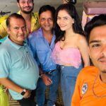 Gehana Vasisth Instagram - M lucky to have u all as my friends … Sometimes I feel what I hv earnt then I calculate u all and I realise that m a billionaire… . I must say it was. Great evening …. . . #friendship #friendshipgoals #friends #evening #dinner #food #icecream #naturals #love #shoot #artist #actress #ott #director #happy #success