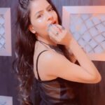 Gehana Vasisth Instagram – #imranhashmi #romantic #mahiya #trending #reelsvideo #reels #reelsinstagram #video #reelsvideo Mumbai, Maharashtra