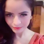 Gehana Vasisth Instagram – Cheers … let’s hv a drink together baby ..
#gehanavasisth #reel #instagram