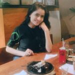 Gehana Vasisth Instagram – Let’s hv some chocolate n ice cream together 💋💋👅👅..
.
.
.
#icecream #chocolate #love #icecreamlover #flavour #kiss India