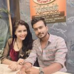 Gehana Vasisth Instagram – Hamare parivar ki taraf  se Aapko aur aapke parivar ko happy Deepawali …
We might not be able to wish n reply to everyone out here ..
But trust us guys … we both love u all … n u all r very close to our heart …
So dil se sabhi ko happy Deepawali … 
Regards 
Gehana and gaurav … 🧿🧿🧿🧿🧿🧿🧿🧿🧿🧿🧿🧿🧿🧿🧿🧿🧿🧿🧿🧿🧿
.
.
#reels #reelsinstagram #instagram #trending #viral #explore #love #instagood #explorepage #tiktok #reelitfeelit #india #follow #photography #fyp #reel #instadaily #followforfollowback #reelsvideo #likeforlikes #like #fashion #memes #foryou #reelkarofeelkaro #music #o #insta #instagramreels #gehanavasisth