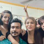 Gehana Vasisth Instagram - Last night had great party at Pooja’s place … seriously it was an awesome time … . . . #trending #viral #instagram #love #explorepage #explore #instagood #fashion #follow #tiktok #like #likeforlikes #followforfollowback #photography #india #trend #instadaily #memes #music #style #trendingnow #reels #foryou #likes #photooftheday #model #beautiful #bollywood #bhfyp #gehanavasisth