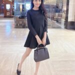 Gehana Vasisth Instagram - Last night , hv watched a film NAME WAS #guthali , it was sbout cast discrimination.. a beautiful film with a very beautiful msg … plz treat everyone equal .. no body is small or big … let everyone grow … and if u see someone who needs ur help … plz support them … . . . . #trending #viral #instagram #love #explorepage #explore #instagood #fashion #follow #tiktok #like #likeforlikes #followforfollowback #photography #india #trend #instadaily #memes #music #style #trendingnow #reels #foryou #likes #photooftheday #model #beautiful #bollywood #gehanavasisth