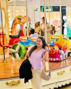 Grace Antony Instagram - Candy Crush 🍭🍬
.
.
.
.
.
📸 @teresajunie 
#paris #vacation #europe #parís #graceantony
