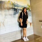 Grace Antony Instagram - She’s someone I know 🪽🕊️ .. . . 📸 @teresajunie #graceantony #feelconfident #happiness #selflove #graceantonyactress Algeciras,Spain