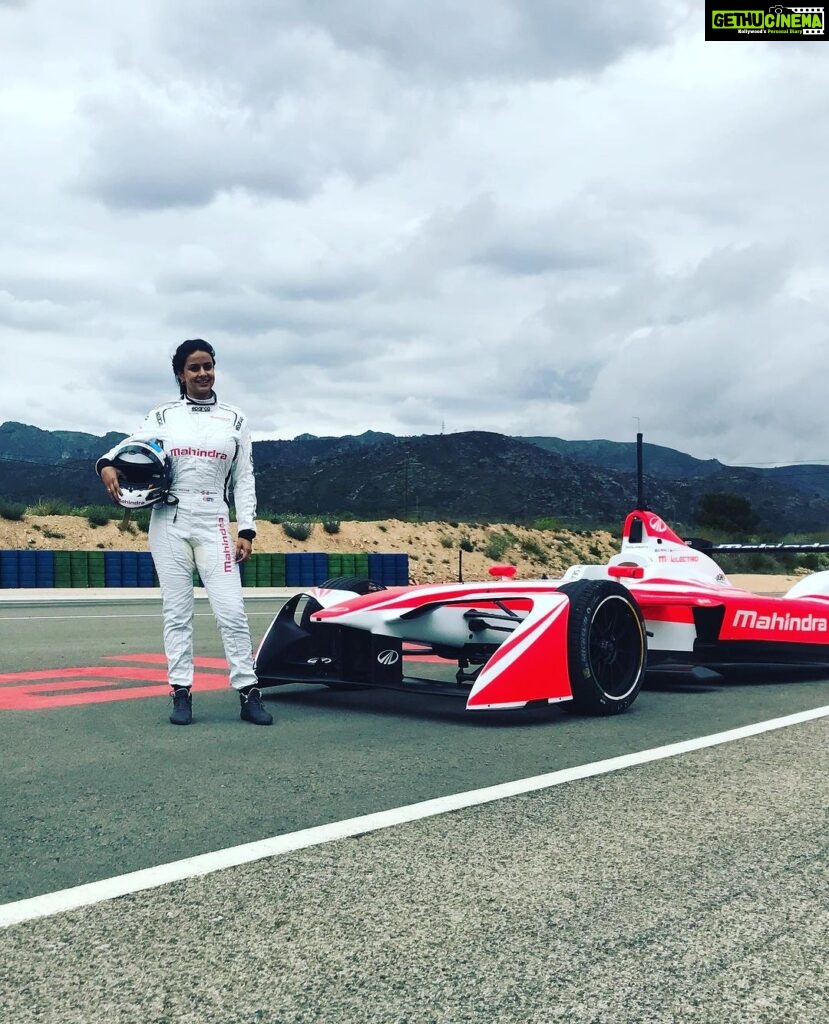 Gul Panag Instagram - Me, I’m happiest on a race track. Dozens of races watched and traveled to. Seen from fancy VVIP lounges to the team garages ( watching from my home team @mahindraracing ‘s garage has been the best ) to actually being lucky enough to drive a few Formula Cars ( F1, courtesy @renault_france , Formula E courtesy my friends @mahindraracing and @gill.dilbagh and more, to trying my hand at racing with the @polocup.india ( remember @rayomandbanajee 😅)- I cannot adequately express my love for motorsport. I’m so thrilled we have seen two big ticket international marquee racing events this year- The Formula E at Hyderabad and the @motogpbharat today at @buddh.international.circuit . Cannot wait for more!! P.S . The shoes I’m wearing, deserve a post of their own. But given that my Instagram game is the most authentic version of what I’m currently doing, I probably may never get down to it. 🤦🏻‍♀️ So here it goes. These are the most comfortable sandals I have worn in a long time. I spent 12 hours in them yesterday. And close to the same number of hours today. Wearing them to a race was a risky decision. Last time I wore any kind of heels to a race , was about 10 years ago and i ended up with blisters the size of grapes on my feet. Never have I since then, , ever ever risked, wearing anything but flats to the races. Ideally trainers .😅 There’s a lot of walking around. I end up doing 6000 odd steps . So, which brings me to this amazing pair by @vanillamoonshoes . 🤩🤩 Ladies ( and gents, if that’s your vibe) highly recommend them. Buddh International Circuit