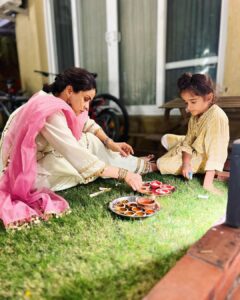 Gul Panag Instagram - Diwali is an opportunity to bring light into our lives through the the joy we get from spending time with family and friends. And sprucing up the dwelling! Hope you all had a great Diwali. Wishing you all a very happy and prosperous New Year ahead. 🪔🪔🪔
