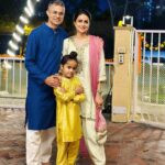 Gul Panag Instagram - Diwali is an opportunity to bring light into our lives through the the joy we get from spending time with family and friends. And sprucing up the dwelling! Hope you all had a great Diwali. Wishing you all a very happy and prosperous New Year ahead. 🪔🪔🪔