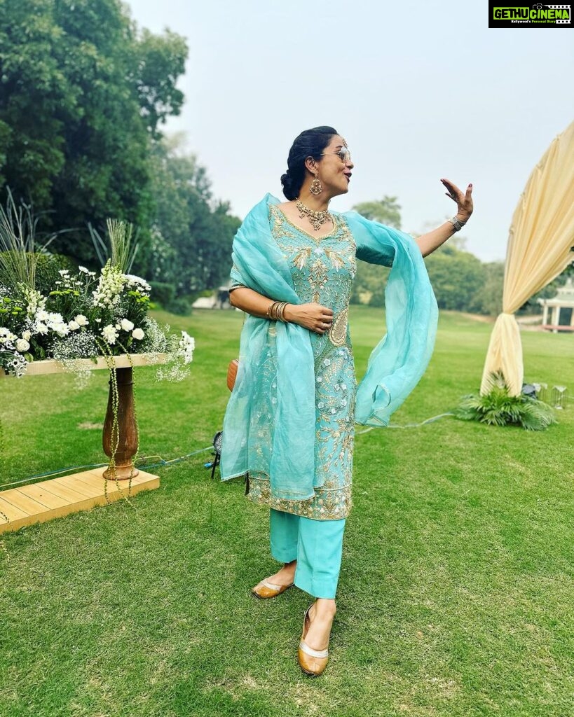 Gul Panag Instagram - The last of the wedding series. Featuring some action. I really like to go to places with my hair done up. And then by the end of the evening, I end up tying up my hair. So some people let their hair down. And I always start with my hair down . Anachronistic by most standards I suppose !! All outfits at this wedding are recycled. Except the one in the first picture. New suit, made remotely courtesy @simranpotnis . And it fit like a glove. All of those are between four and 24 years old. Including one borrowed. This suit purchase , is the first one since my brother @sherbirpanag got married. 😅 #sustainability and #sustainablefashion as my friend @figuramoda would say. A big thanks to @keeratkular and @simranpotnis and @sxnjxnx . You know why. 😅 And thank you @k.noo.sh for making this stunning suit without even meeting me once. ❤️❤️ And then for meeting me and feeding me the yummiest nicest stuff. 😋 😋😋😋😋 Delhi, India
