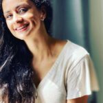 Gul Panag Instagram - #WorldMentalHealthDay @gulpanag shares her own personal experience on the topic of mental health and talks about the opening of a dialogue to bring a change in the society! #gulpanag #mentalhealth #instalive