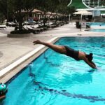 Gul Panag Instagram - Diving into week like. #mondaymotivation Honestly speaking, I am not motivated every day. In fact there are days at end when I’m not motivated at all. And then I remind myself that I have to beat that feeling with discipline and consistency. This is what works for me. Have a great day and a great week and don’t forget to slay. 💪🏻 P.S Couldn’t agree more with my friend @jasminesandlas when she says , “But then I have to remind myself That I'm built to last, made to soar And that I'm a f*****g savage!