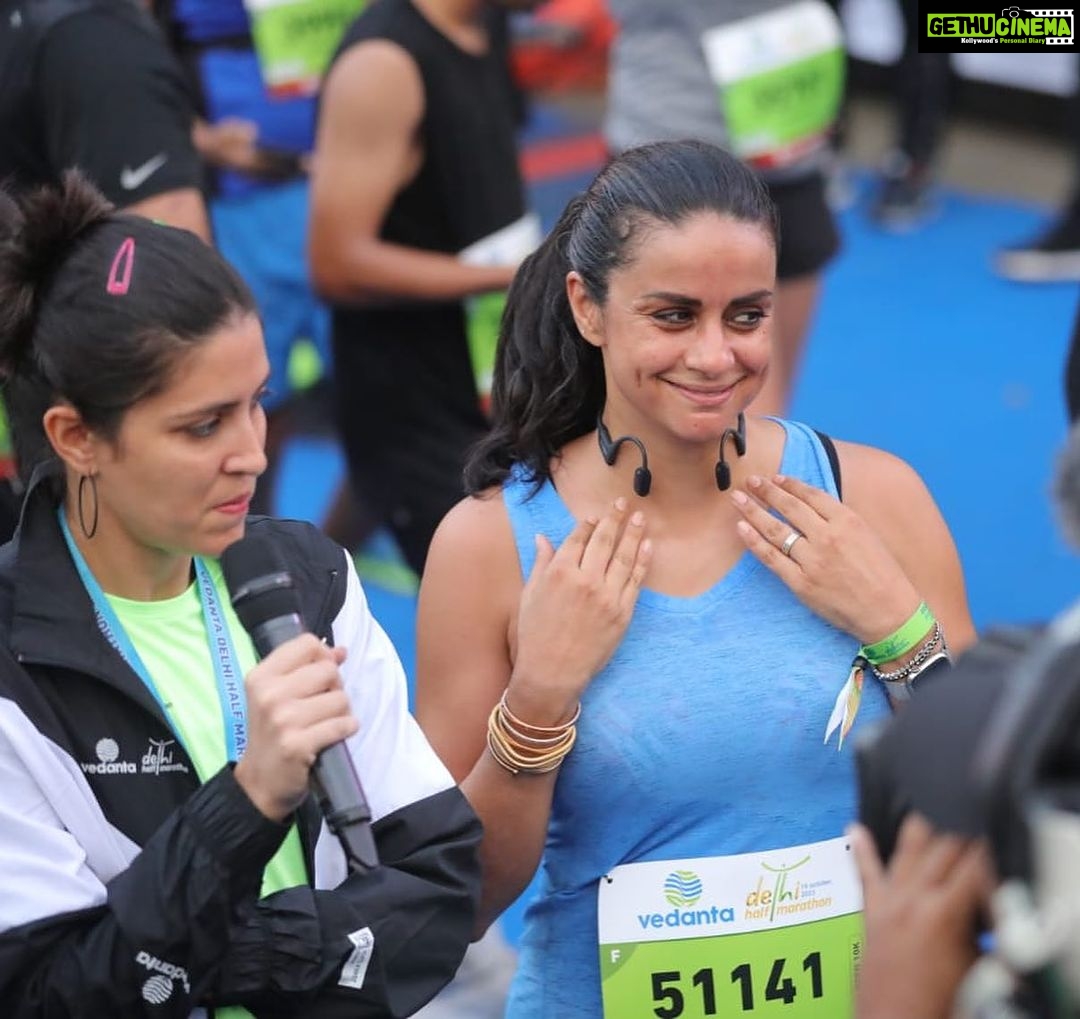 Gul Panag Instagram - What makes any experience special- is the people you share it with. This weekend has been a sport enthusiast’s dream come true. To have had the opportunity to spend time with Ashton Eaton, two time Olympic Gold winner in Decathlon, the world record holder - perhaps one of the greatest atheletes of our time - was out of the world. His incredible ability to be present in the moment and to articulate his thoughts is truly something to be inspired by. And his dance moves aren’t bad either.😅 @swatysmalik well what can I say such an accomplished runner. How she makes time to train every week despite he schedule as a lawyer is admirable . May her tribe grow! Last but not least @fitgirl.india was one more reason I ran today. Like I said in my previous post, I wasn’t planning to run. I was happy to cheer. Thank you Ayesha. ❤️ 📸 @bountyclicks