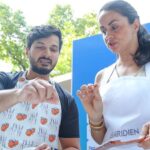 Gul Panag Instagram - Cooking skills put to the test at the #VedantaDHM23 Pasta Cookout session🧑‍🍳🍝 Loved the experience and the overall feels. And Team 5 (Akarsh Hebbar and I ) came in 3rd. Although, we feel we should have won. 😂 #RangDeDilli @ProcamIntl @delhihalfmarathon @lemeridiendelhi @akarshkhebbar