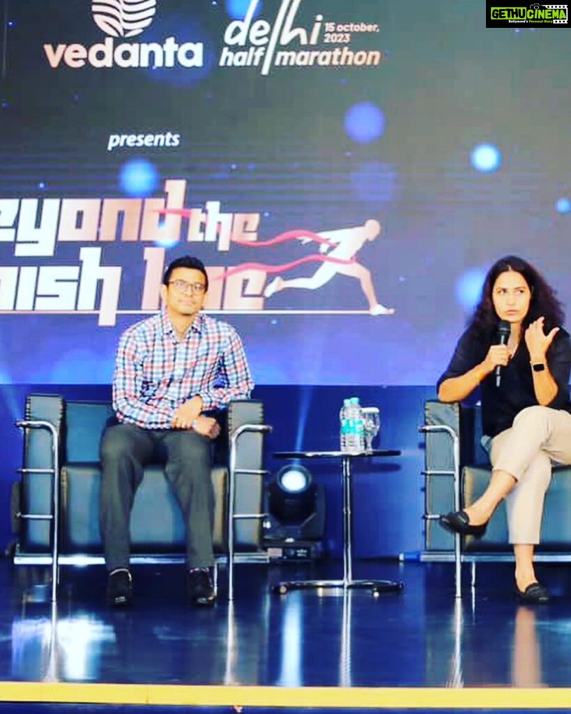 Gul Panag Instagram - An evening well-spent amidst those who prevailed at the Hangzhou 2023 Asian Games and made India 🇮🇳 proud. Loved this edition of the Beyond the Finish Line, organised ahead of the #VedantaDHM23 ❤️ And it was an absolute treat to hear Race Ambassador and two-time, Olympic gold medallist Ashton Eaton can speak. His prowess clearly extends of the field as well. Eloquent, articulate, and so very humble. Thank you @procamintl ! @delhihalfmarathon
