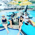 Gul Panag Instagram - Living our entire adult life for an hour everyday- after the kids have ‘settled’ ! @uditaanand @chauhanrachna07 @albeegupta @mohsinsjh . . #travelwithkids #travel Phuket, Thailand