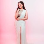 Gurleen Chopra Instagram - CHANDNI 🤍 … . . . . . Styled by @Rimadidthat Muah @maneeshanathmuah_adara Photographer @akashbhingare13 Jewellery @overrated92.5silver