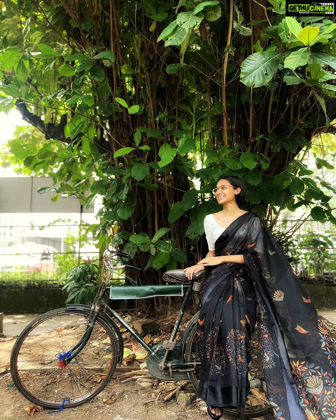 Haniya Nafisa Instagram - കടന്നു പോകുമീ നേരം, നോവാൽ നിറഞ്ഞാൽ പോലും