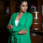 Hari Teja Instagram - పచ్చని తోట పసరుల తావి నిశీధి మౌనం నీ ప్రేమ గానం ☘️🌿🍃 PC: @relivevisuals