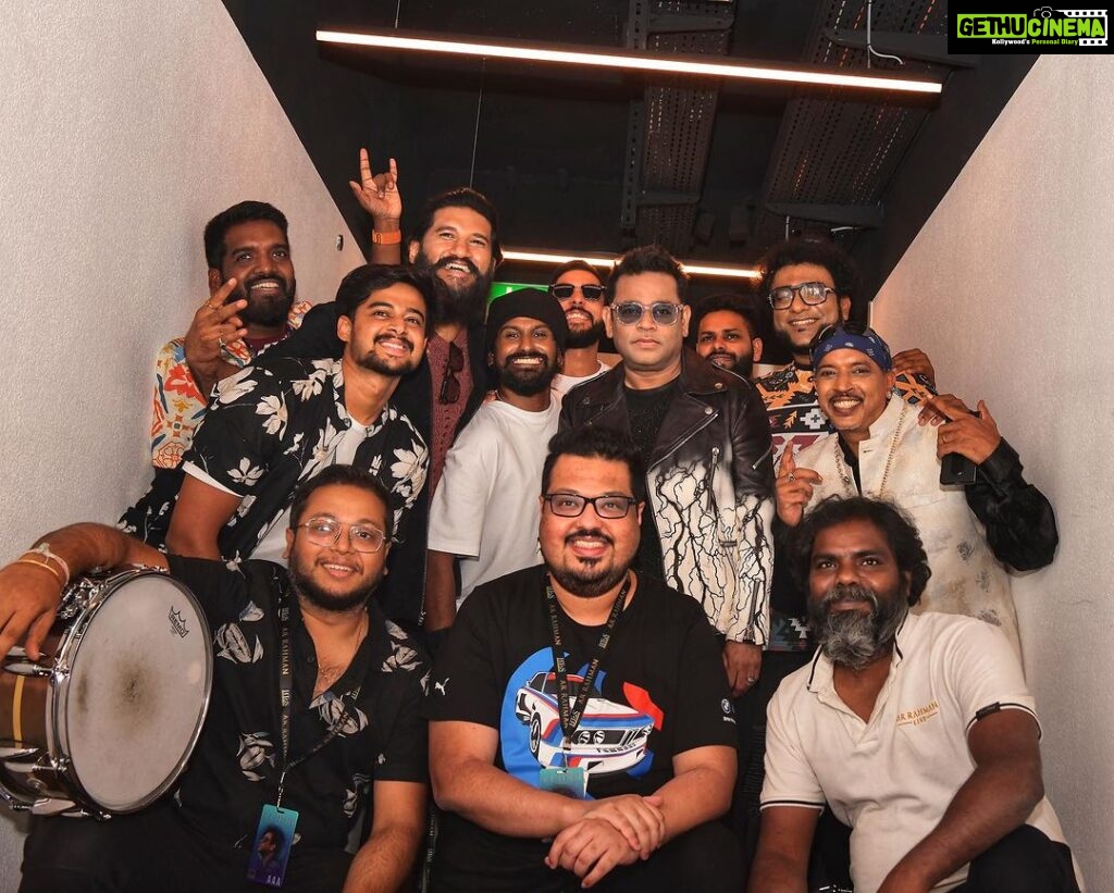 Haricharan Instagram - “Come! lets all take one” A Priceless Picture with our Main man @arrahman sir, after our fully sold out Double Feature in Zurich on Saturday and Sunday. Had such an amazing time with these wonderful souls , cant wait to be with them on stage again. Pc - @ashik_shutters #Europetour #liveconcerts #arrahman #haricharan