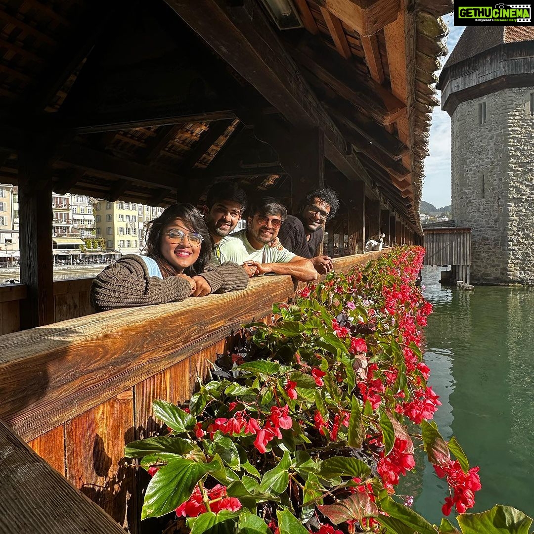 Haricharan Instagram - Party with the gang ๐๐ฅ๐๐ #switzerland๐จ๐ญ #luzern @hridaygattani @haricharanmusic @rakshitasuresh Luzern, Switzerland