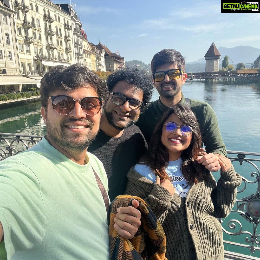 Haricharan Instagram - Party with the gang ๐๐ฅ๐๐ #switzerland๐จ๐ญ #luzern @hridaygattani @haricharanmusic @rakshitasuresh Luzern, Switzerland