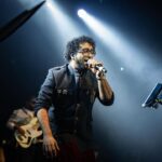 Haricharan Instagram - Innum Konjam Isai Tour 2023 featuring Vijay Yesudas, Shweta Mohan and Haricharan Seshadri in Birmingham and London 🎶 Capturing the electrifying energy of the trio’s concert! 🎤🔥 From the heart-pounding beats to the soul-stirring melodies, they took the stage by storm. A night filled with music, passion, and pure talent. Witness the highlights of an unforgettable performance. 🎵✨ Event organiser: @ukeventlife Tour manager: @njadoonanan Outfits: @bridal__empire_parisdubai Band: @bennetandtheband Hosts: @anusrisnair @ranyajac Hair and Makeup: @jansika_s and @bridal__empire_parisdubai