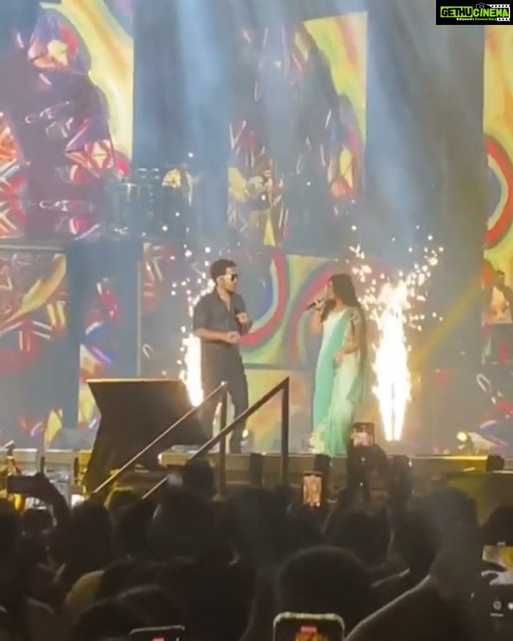 Haripriya Instagram - Thank you @vijayantony sir π€π§Ώ Thank you malaysia π₯ Thank you @styl_chennai for the beautiful concert outfits π . . . #vijayantony #Haripriya #haripriyasinger #malaysia #concert Kuala Lumpur, Malaysia