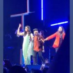 Haripriya Instagram - Thank you @vijayantony sir 🤍🧿 Thank you malaysia 🔥 Thank you @styl_chennai for the beautiful concert outfits 👗 . . . #vijayantony #Haripriya #haripriyasinger #malaysia #concert Kuala Lumpur, Malaysia