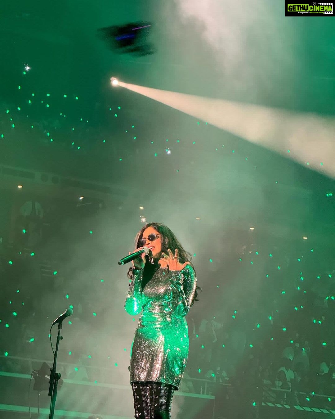 Haripriya Instagram - 🧿SINGAPORE WAS LIT 🔥🔥 14/10/23 . . . #haripriyasinger #concert #music #U1 #live #singer #performer #singapore Singapore