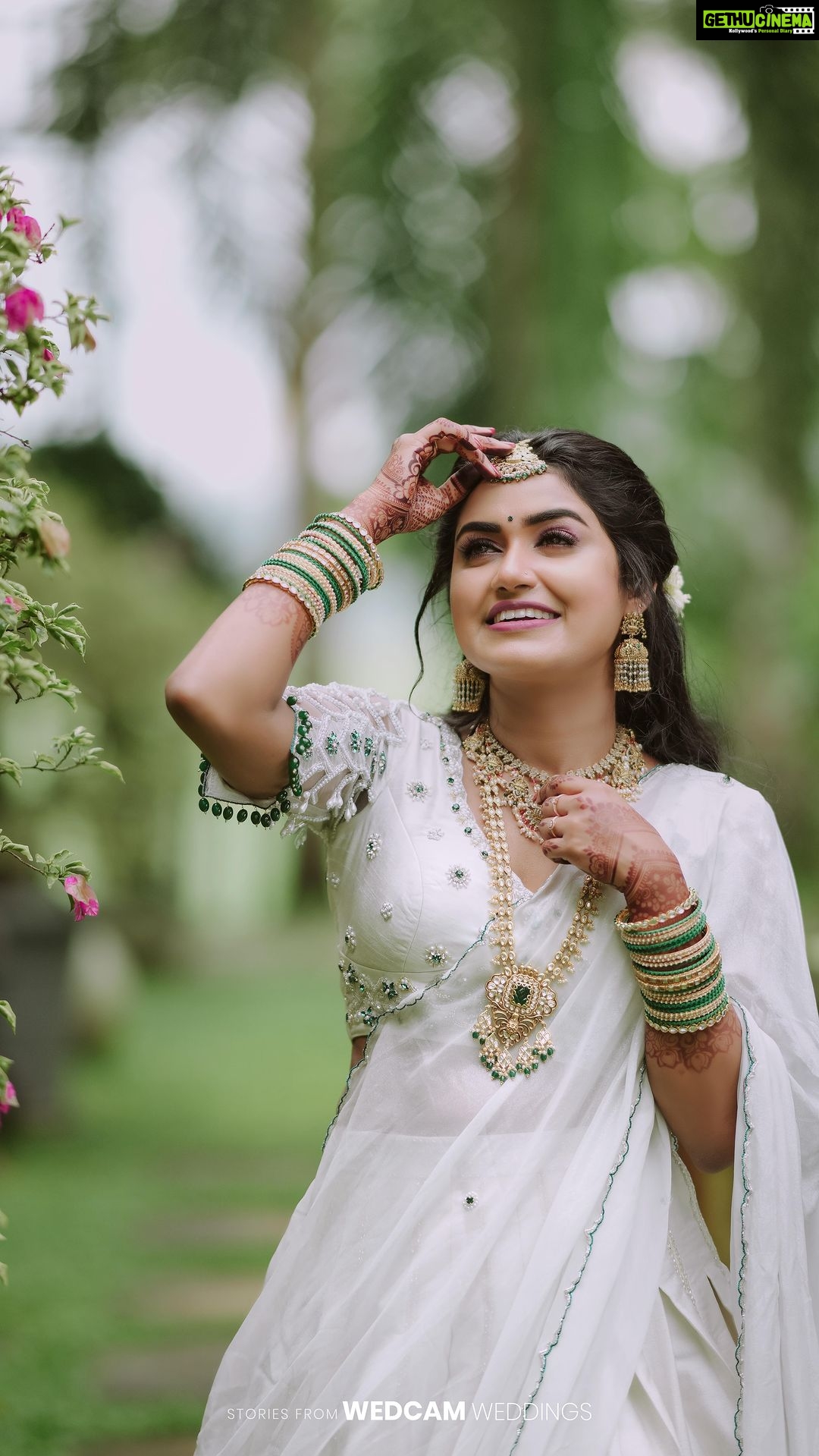 Haritha G Nair Instagram - Celebrity wedding look handcrafted for our sweetheart @haritha.girigeeth on her big day🤍🤍🤍 Shyamambharam serial actress @zeekeralam .Congratulations dear @haritha.girigeeth @itss_vinayak ❤️ DM for enquiries or watsapp @8891979988 ... ... ... #colos #colosthedesigningcouture #colosdesigns #bridallehenga #traditionallehenga #templelook #keraladesignerboutique #keralabrides #bridalwear #bridalblouse #receptionwear #boutiquecollection #keralaweddingphotography #hindubride #christianbride #boutiquefashion # #betrothaldress #boutiquestyle #designerboutique #weddingstyles #keralawedding #keraladesignerwear #weddingblouse #guruvayur #kunnamkulam #guruvayurboutique #thrissurboutique #designerblouse # Guruvayoor, India