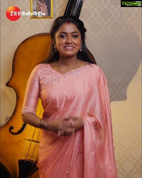 Haritha G Nair Instagram - SaReGaMaPa Keralam Season 2 | Sat Sun | 9 PM | Zee Keralam സംഗീത യുദ്ധത്തിന് മാറ്റ് കൂട്ടാൻ സരിഗമപ വേദിയിൽ ശ്യാമ എത്തുന്നു.മറക്കാതെ കാണുക സരിഗമപ കേരളം സീസൺ 2 ശനി ഞായർ ദിവസങ്ങളിൽ രാത്രി 9 മണിക്ക് നമ്മുടെ സ്വന്തം സീ കേരളം ചാനലിൽ. #SaReGaMaPaKeralam #SaReGaMaPaKeralamSeason2 #SaReGaMaPaKeralamSeason2OnZeeKeralam #ZeeKeralam #NeithedukkamJeevithaVismayangal #ZeeKeralamHD #ZeeKeralamOnMyTV #ZkPromos Watch Anytime, Anywhere on ZEE5 - https://zee5.onelink.me/RlQq/