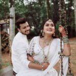 Haritha G Nair Instagram - Happily Bonded with Wedcam Wedding @haritha.girigeeth @itss_vinayak COSTUME : @colos_the_designing_couture MAKE UP : @vikas.vks.makeupartist ORNAMENTS : @jhanvi__collections For Bookings / Enquiry Ring us on 📞7907803380 @wedcam_wedding @_viishnu_santhosh . . . . . . . @keralawedding_styles @kerala_bridesmaid @bridesof_india @keralaweddingz @kerala_wedding_vibes @wedding_trendzz @weddingkerala bridesofkerala #weddingkerala #weddingsbywedcam #weddingphotography #keralamuslimwedding #keralaweddingphotography #weddingphotographer #kera#portrait #portraitphotography #fashionphotography