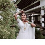 Haritha G Nair Instagram - 🌷 . . . COSTUME : @colos_the_designing_couture MAKE UP : @vikas.vks.makeupartist ORNAMENTS : @jhanvi__collections