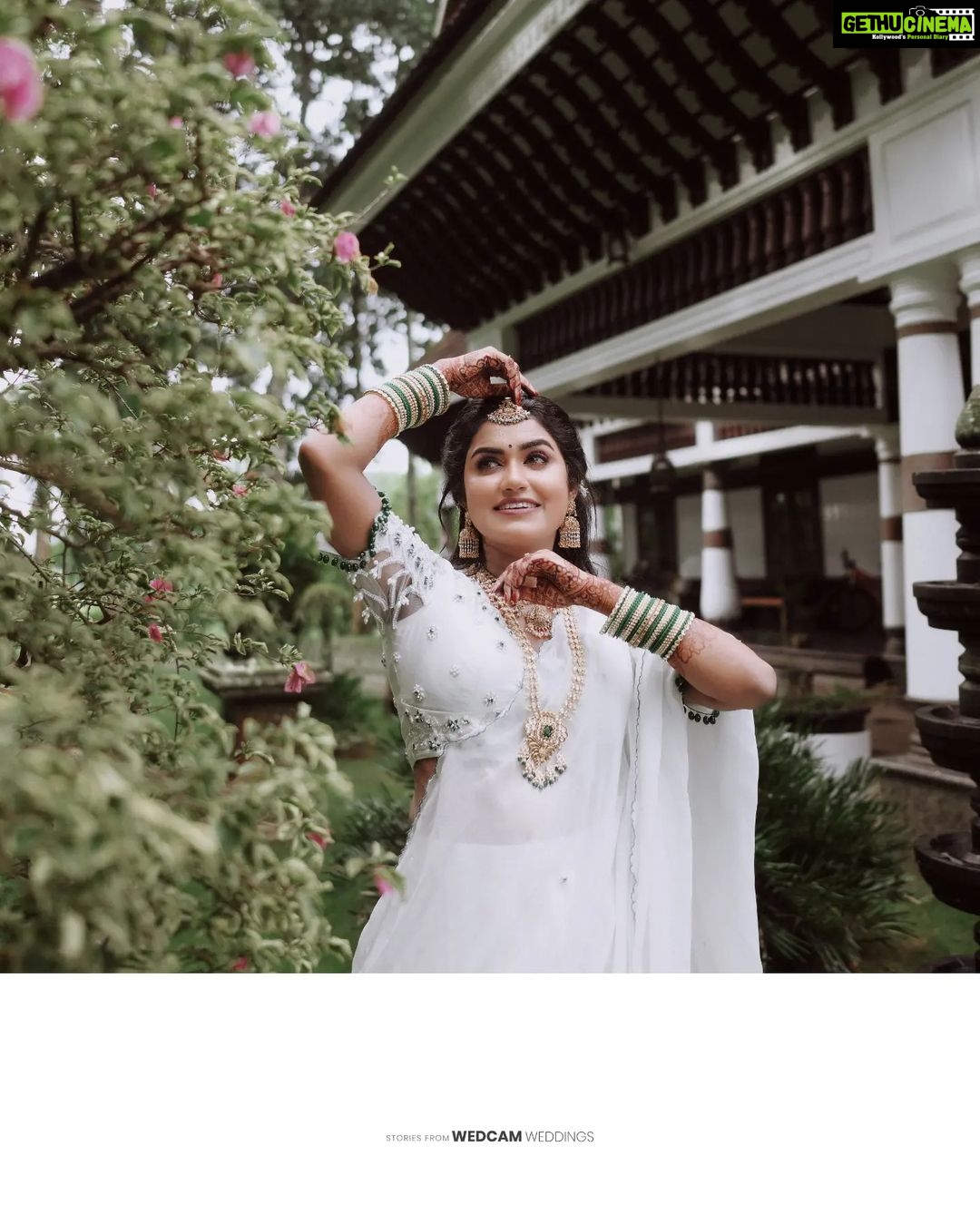 Haritha G Nair Instagram - 🌷 . . . COSTUME : @colos_the_designing_couture MAKE UP : @vikas.vks.makeupartist ORNAMENTS : @jhanvi__collections
