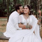 Haritha G Nair Instagram - Happily Bonded with Wedcam Wedding @haritha.girigeeth @itss_vinayak COSTUME : @colos_the_designing_couture MAKE UP : @vikas.vks.makeupartist ORNAMENTS : @jhanvi__collections For Bookings / Enquiry Ring us on 📞7907803380 @wedcam_wedding @_viishnu_santhosh . . . . . . . @keralawedding_styles @kerala_bridesmaid @bridesof_india @keralaweddingz @kerala_wedding_vibes @wedding_trendzz @weddingkerala bridesofkerala #weddingkerala #weddingsbywedcam #weddingphotography #keralamuslimwedding #keralaweddingphotography #weddingphotographer #kera#portrait #portraitphotography #fashionphotography