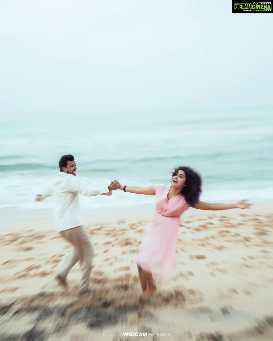 Haritha G Nair Instagram - Better together..... For Bookings / Enquiry Ring us on π 7907803380 @wedcam_wedding @_viishnu_santhosh . . . . . . . @keralawedding_styles @kerala_bridesmaid @bridesof_india @keralaweddingz @kerala_wedding_vibes @wedding_trendzz @weddingkerala bridesofkerala #weddingkerala #weddingsbywedcam #weddingphotography #keralamuslimwedding #keralaweddingphotography #weddingphotographer #kera#portrait #portraitphotography #fashionphotography Cliff Stories