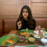 Harnaaz Kaur Sandhu Instagram - Good food, better mood 🍽️😋