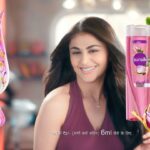 Heena Achhra Instagram - RUNWAY Talent: @heerachhra for @sunsilkindia. The new Sunsilk girl✨ Director: @shoojitsircar Production: @filmsrisingsun @kumarthakur1 DOP: @ronnie.lahiri Makeup: @thevipulbhagat Hair: @sonal.9 Styled by: @veerakapuree @goldwinfonseca . . . #RunwayLifestyle #RunwayLifestyleTalent #tvc #Sunsilk #SunsilkGirl #HeerAchhra #Shampoo #SunsilkGirlGiri #SunsilkOnionShampoo #instagood #instadaily #explore #beauty #onionshampoo #modellife #Bollywood #ad #hairandmakeup #brand #stylist #Sunday #Actress #talent #mumbai #india