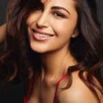 Heena Achhra Instagram - Smile. Sparkle. Shine.✨ . . . . . Studio: @runwaylifestylstudio @runwaylifestyl Photography: @harsh__mevada Hair Stylist: @aasifahmedofficial . . . . . . . . . . . . . . . . . . . . . . . . #music #postoftheday #tiktok #reels #style #beautiful #model #foryou #meme #quotes #Fashion #photography #cute #happy #photoshoot #nature #repost #viralpost #funny #fashionmodel #reel #reels #reelofinstagram #reelkarofeelkaro #instagood #instadaily #pictureoftheday